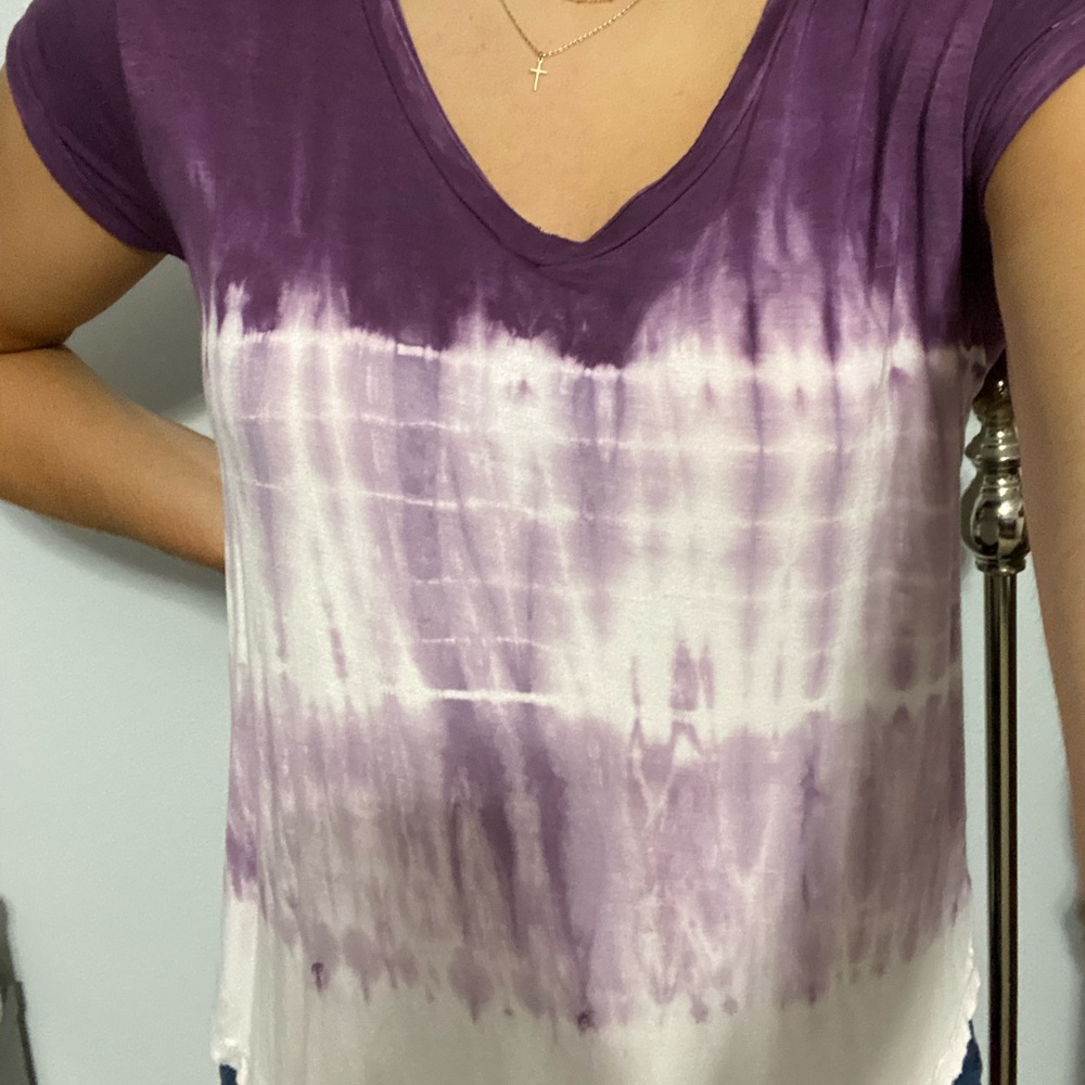 American Eagle V-neck Top